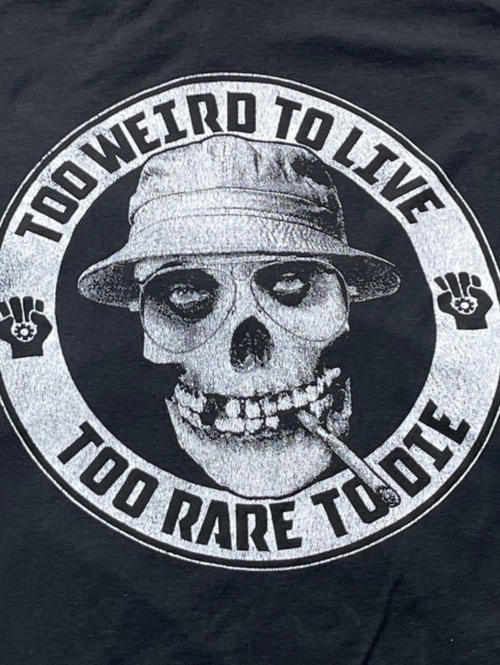 Too Weird To Live Too Rare To Die Preowned Large T-shirt